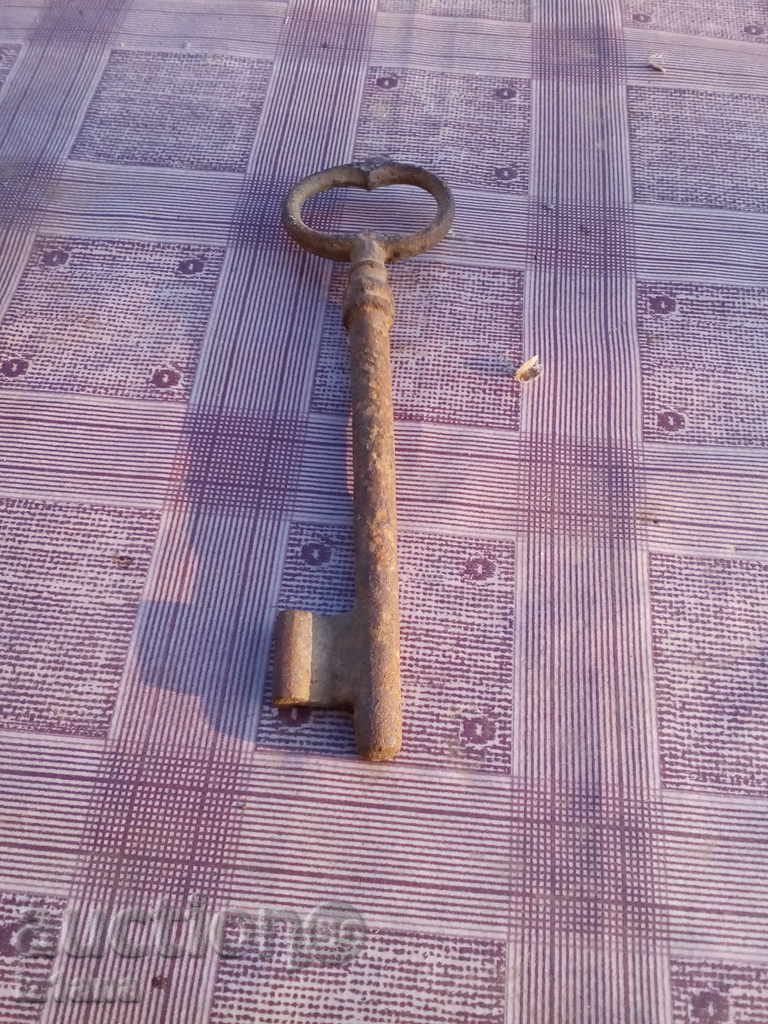 An old key with price 6.00 BGN | € 3.07 An old key with price 6.00 BGN | € 3.07