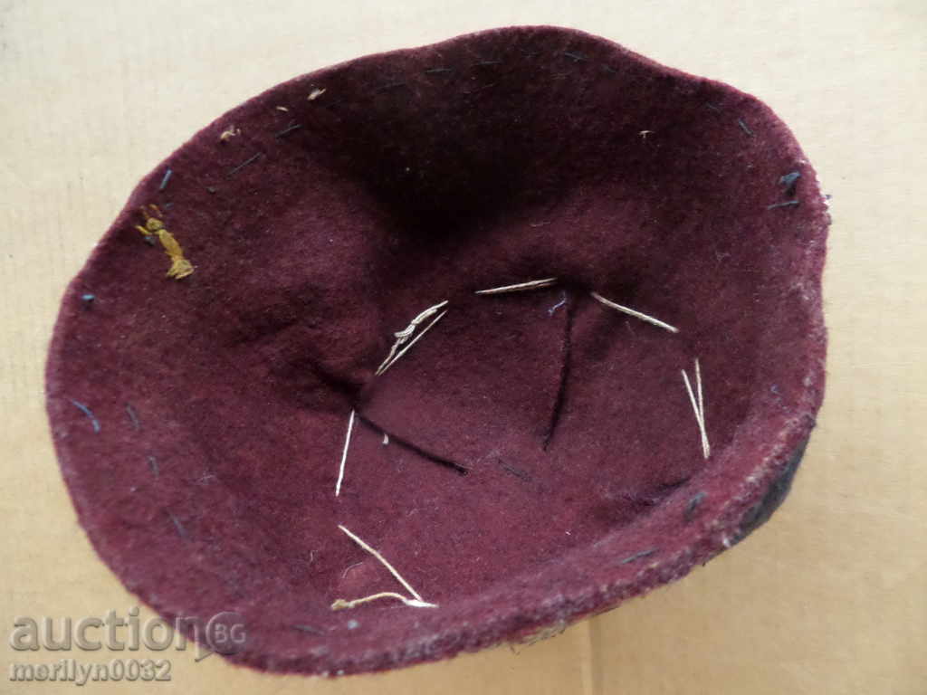 Hook with a piece of silver made of a piece of costume with price 245.00 BGN | € 125.27