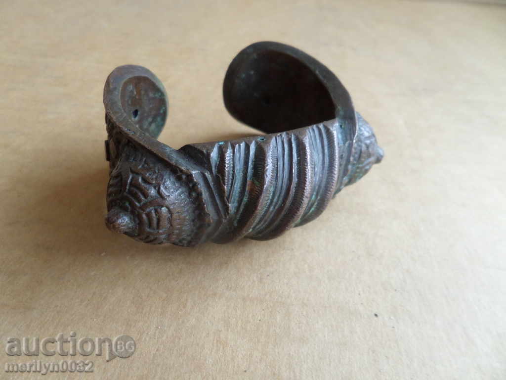 Revival bracelet slingshot, ornament, jewelry with price € 138.31 | 270.51 BGN