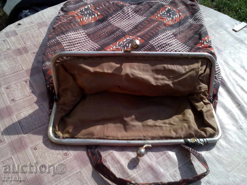 Auction Old lady's bag Auction Old lady's bag