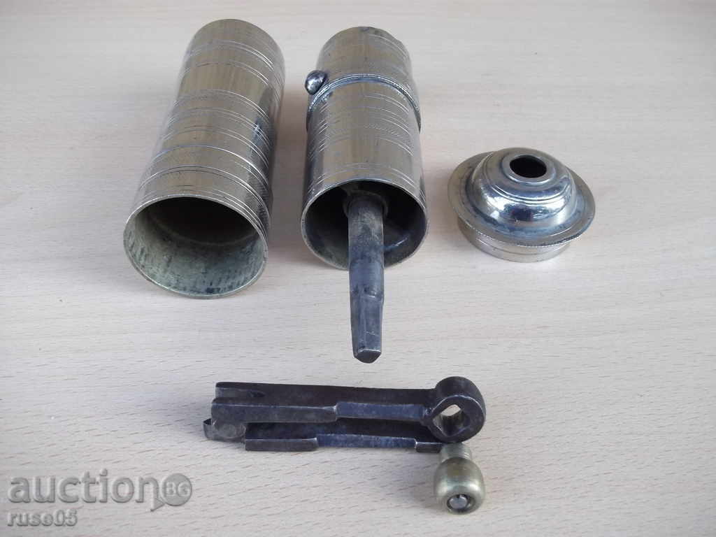 Grinder for pepper milling and others. bronze old - 1 - 5 Grinder for pepper milling and others. bronze old - 1 - 5