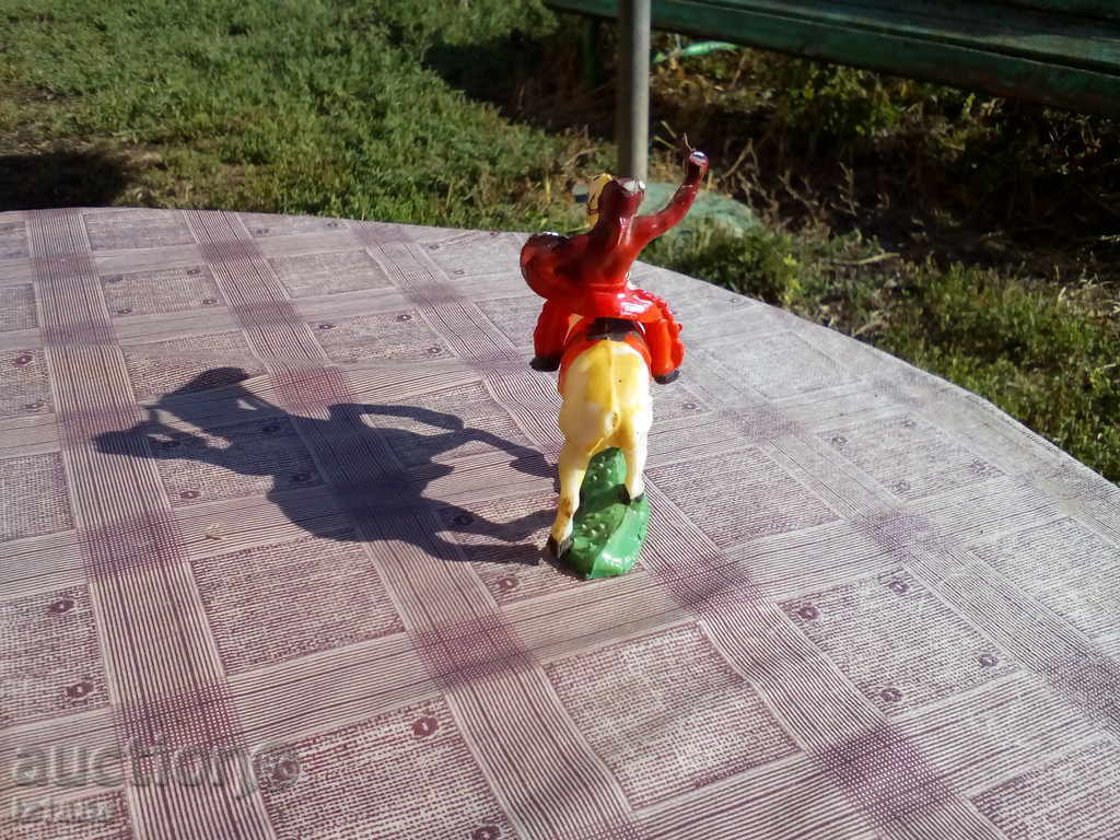 Delivery of Toy, figure Delivery of Toy, figure