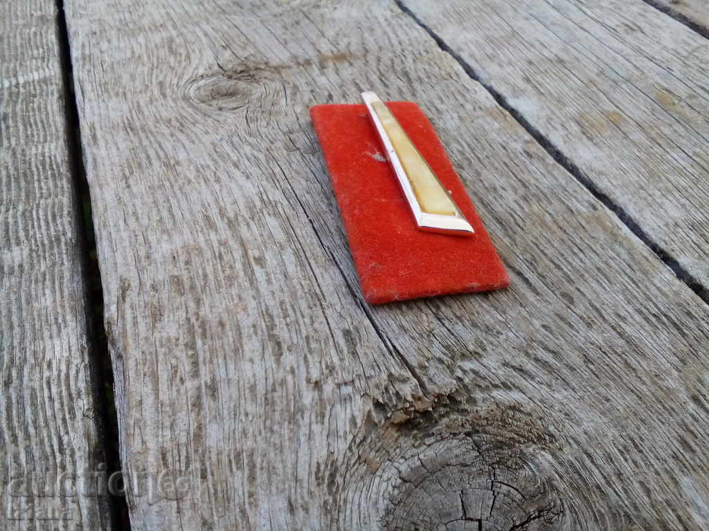 Delivery of Tie pin Delivery of Tie pin