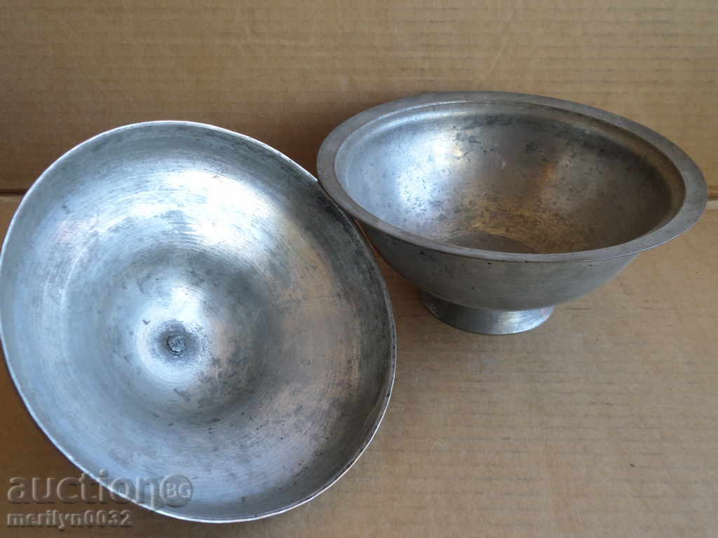 Revival Ottoman Sahan with lid, baker, Chorbadji court with price 299.00 BGN | € 152.88 Revival Ottoman Sahan with lid, baker, Chorbadji court with price 299.00 BGN | € 152.88