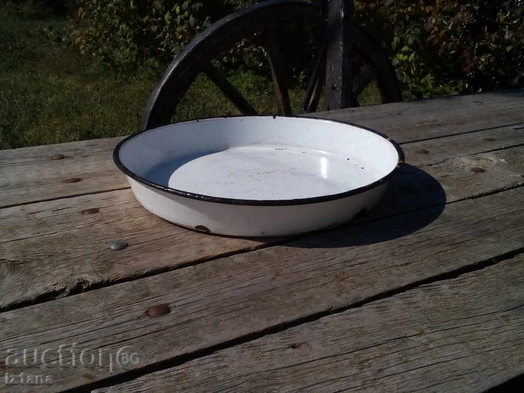 Enamelled baking tray, tepsi Enamelled baking tray, tepsi