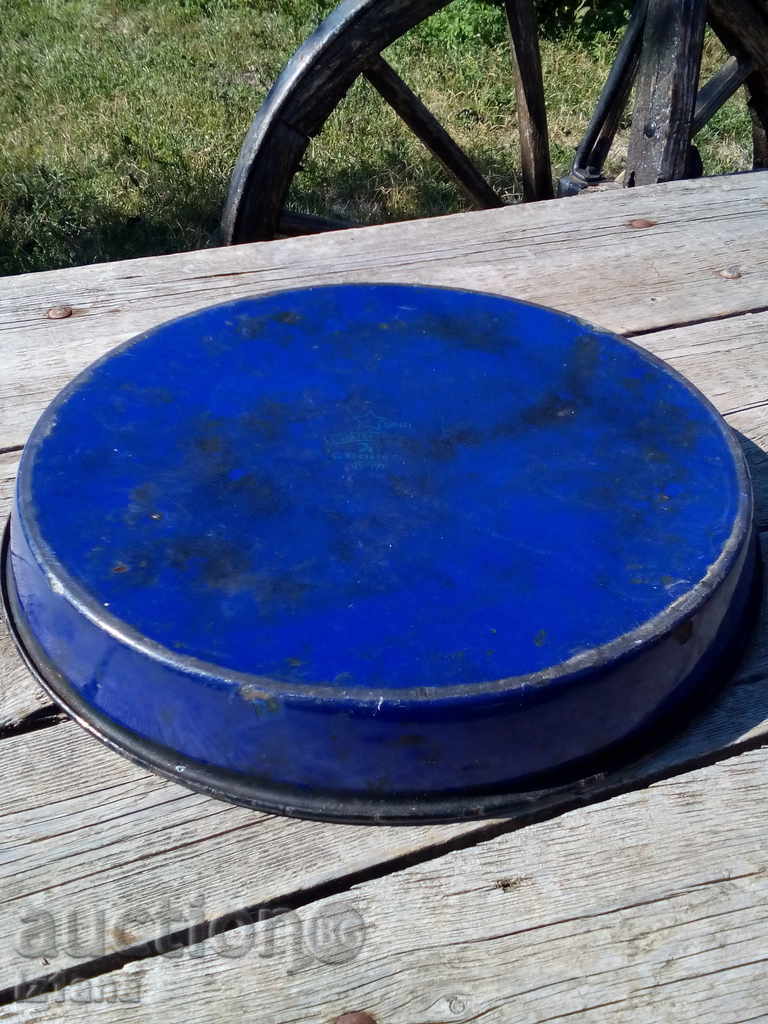 Auction Enamelled tray, tray Auction Enamelled tray, tray