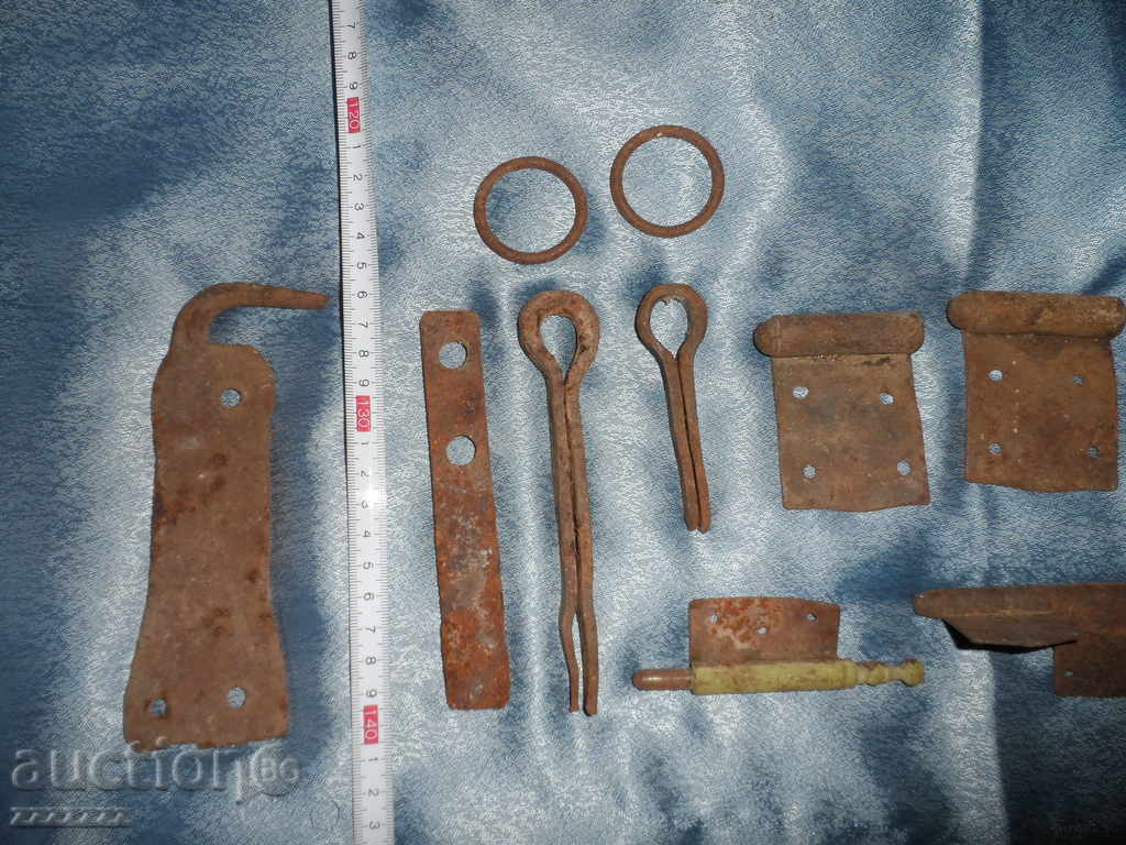 Licitație mult fier vechi Licitație mult fier vechi