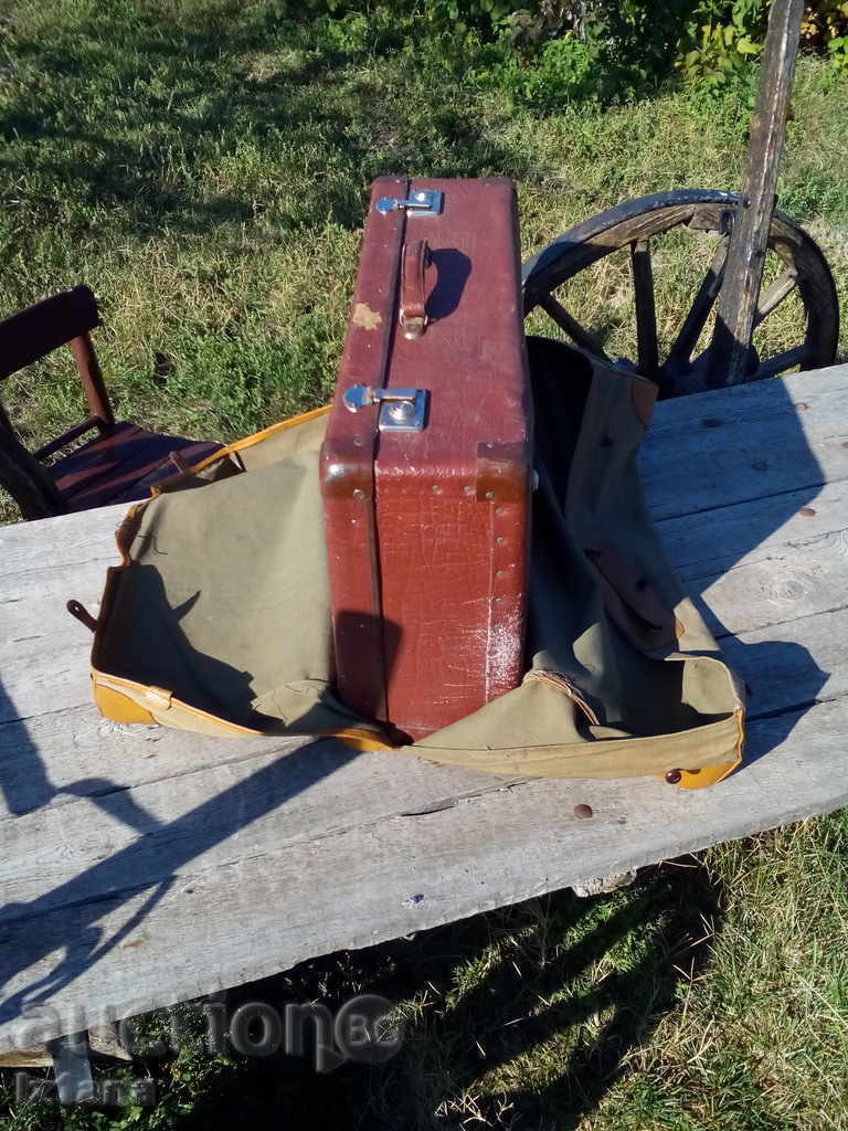 Delivery of Suitcase Delivery of Suitcase