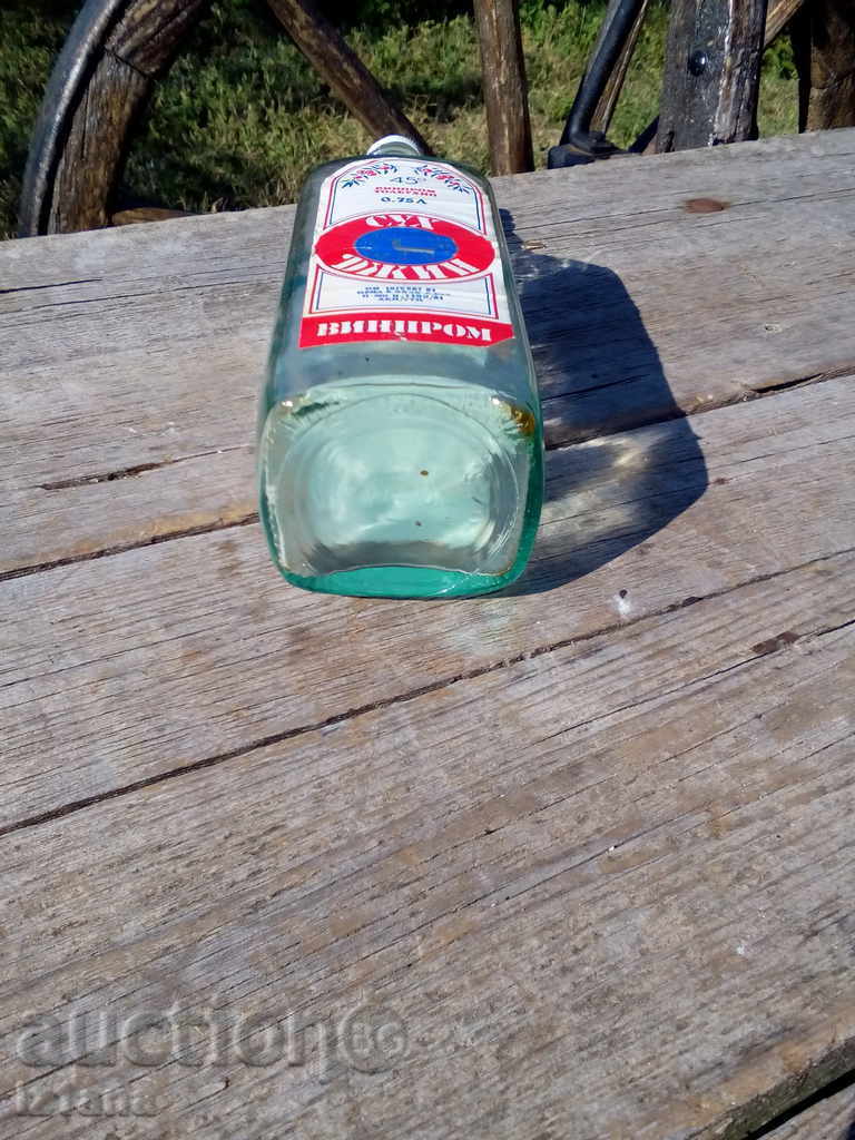 Bottle, bottle of DRY GIN - 6 Bottle, bottle of DRY GIN - 6