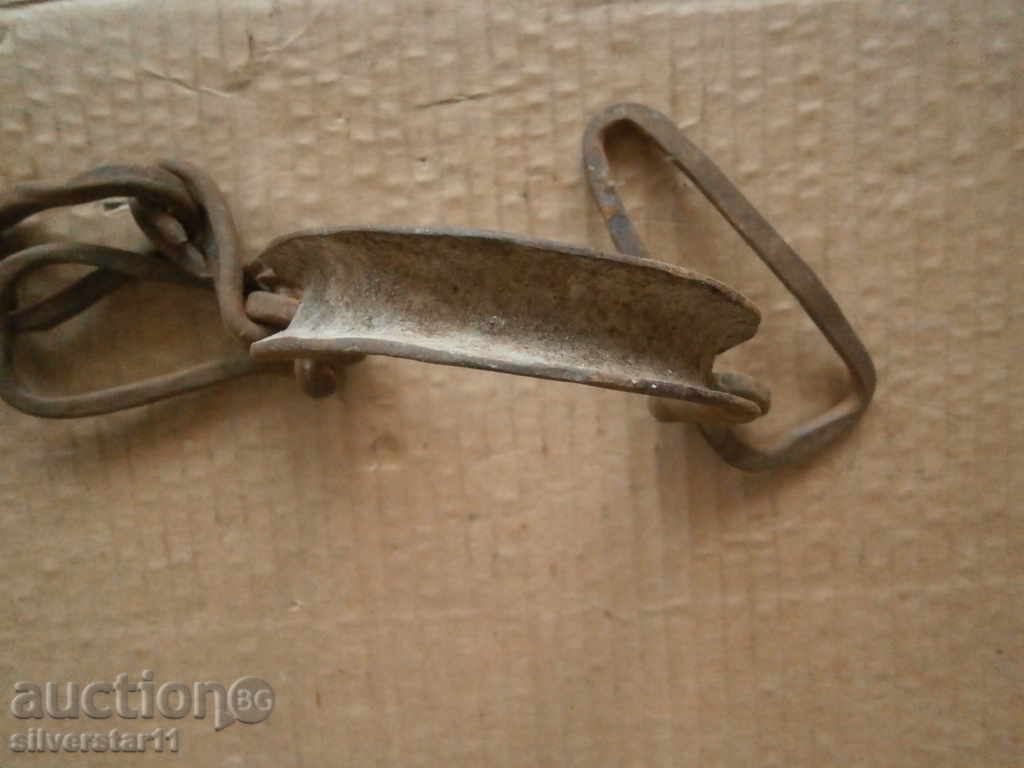 Hand-forged bearded pangs handcuffed handcuffs - 5 Hand-forged bearded pangs handcuffed handcuffs - 5