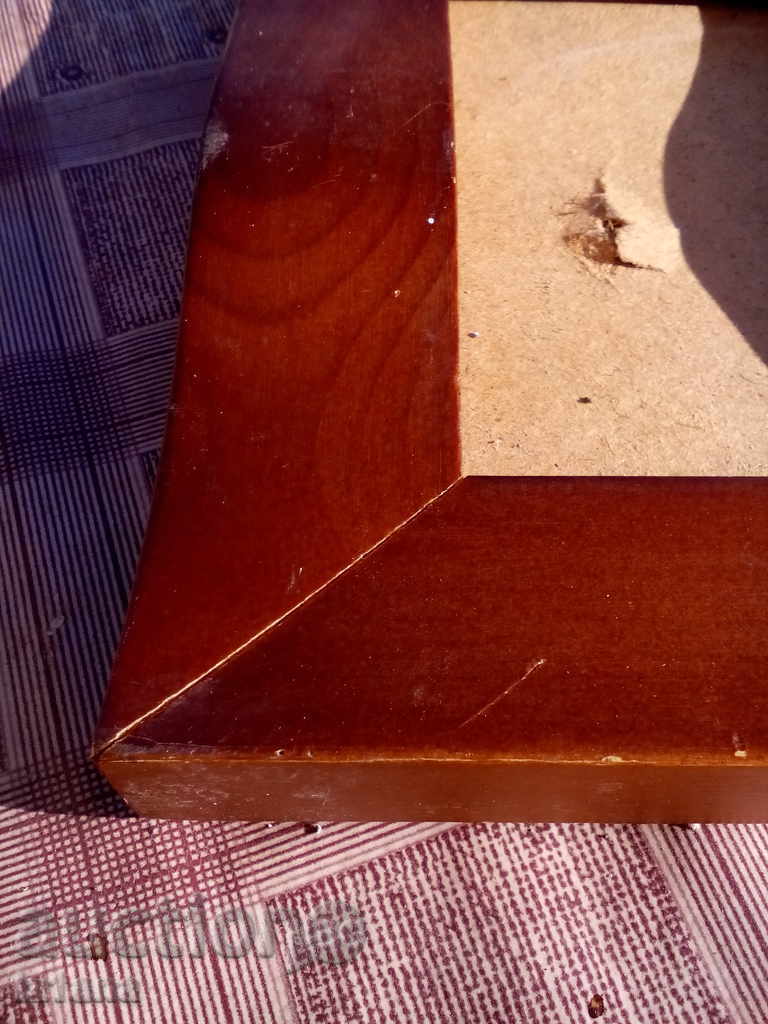 Picture frame with price 6.00 BGN | € 3.07