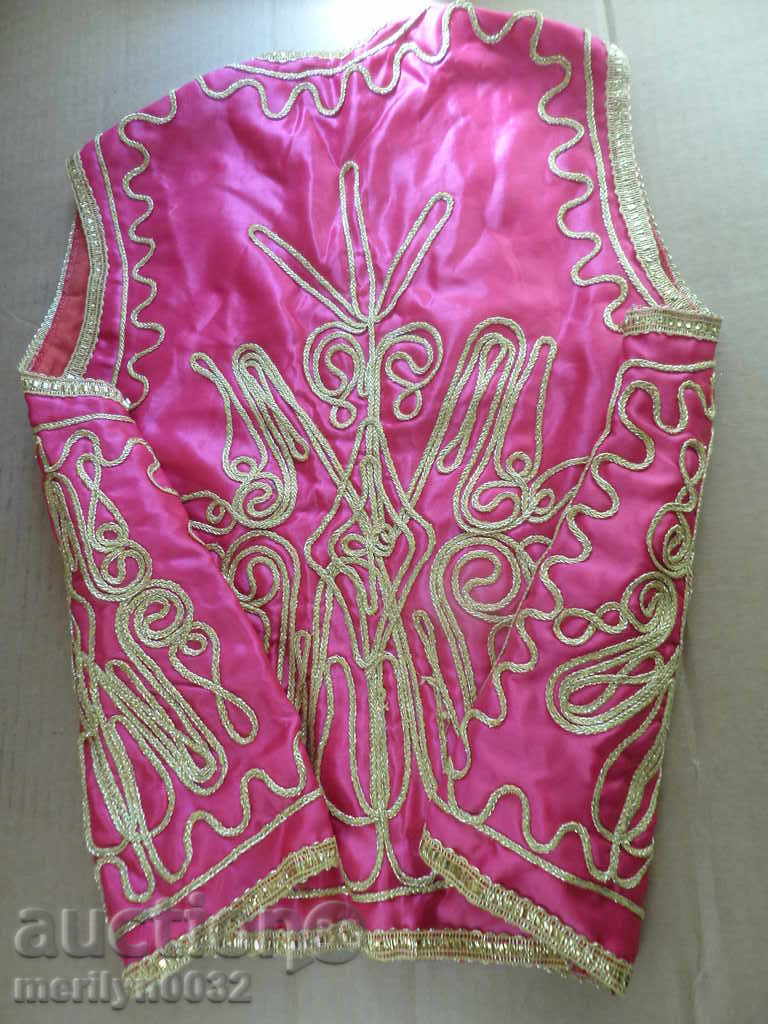 An old tunic, an electric costume, a costume, a shirt, an apron - 7 An old tunic, an electric costume, a costume, a shirt, an apron - 7