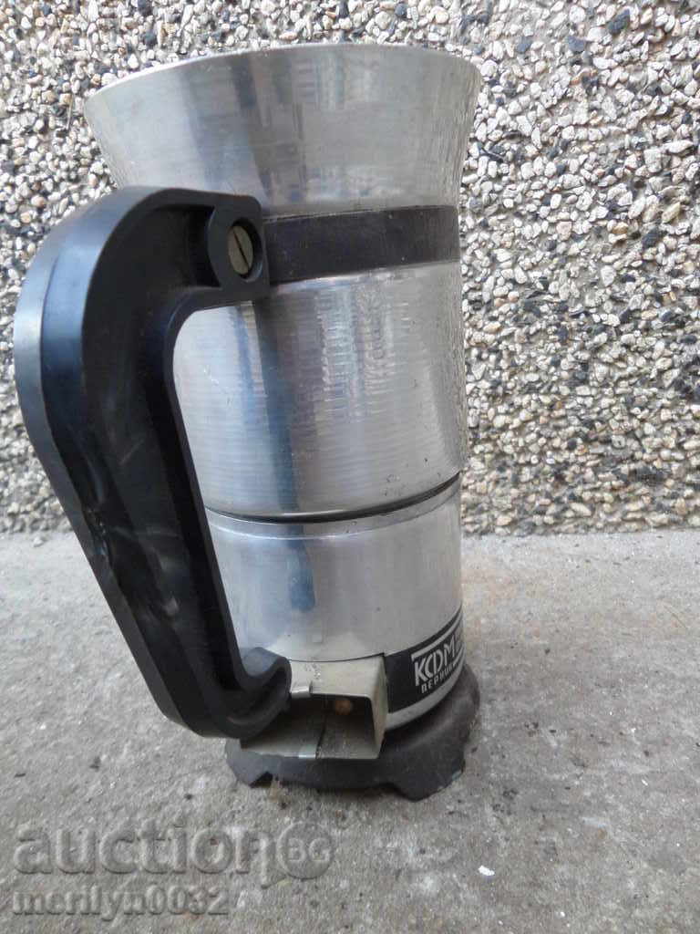 An old electric coffee maker - 7 An old electric coffee maker - 7