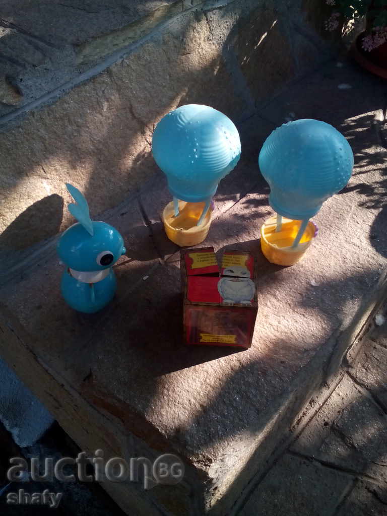 Old toys with price 7.00 BGN | € 3.58 Old toys with price 7.00 BGN | € 3.58