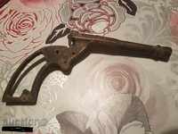bronze saloon pigeon Monte Cristo pistol revolver