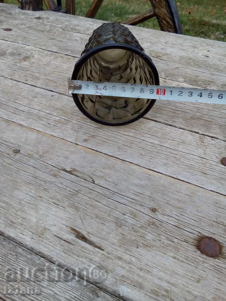 Delivery of Glass vase Delivery of Glass vase