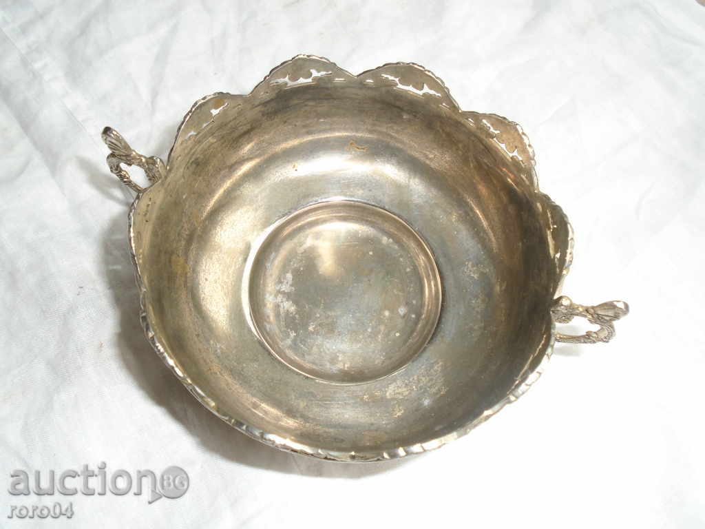 Auction BEAUTIFUL OLD BONBONIER / FRUCKIER Auction BEAUTIFUL OLD BONBONIER / FRUCKIER