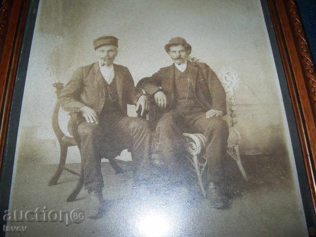 Стара фотография на българи емигранти в Америка с цена 15.00 лв. | € 7.67 Стара фотография на българи емигранти в Америка с цена 15.00 лв. | € 7.67