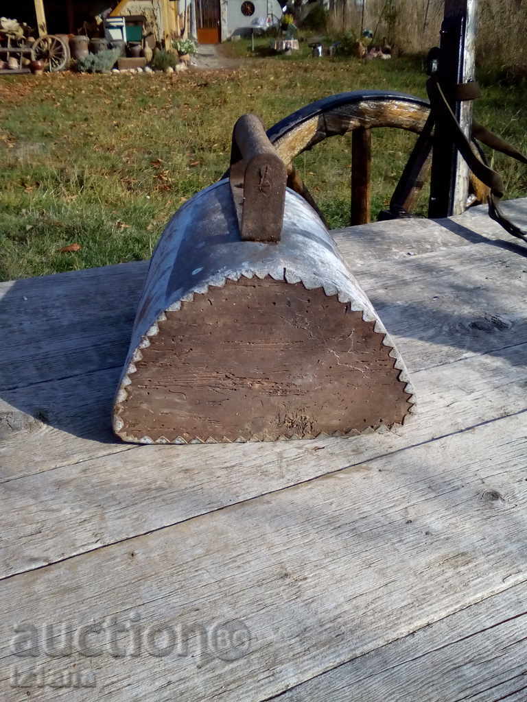 Delivery of An ancient marigold Delivery of An ancient marigold