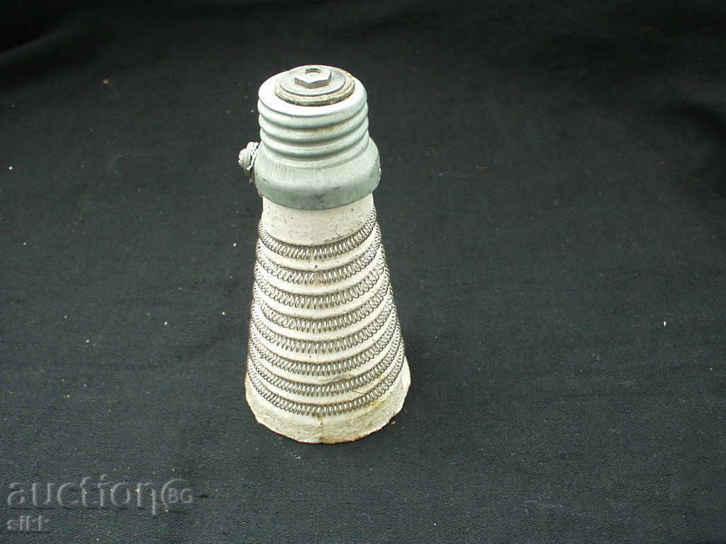 Încălzitor pentru instalare în priză Încălzitor pentru instalare în priză