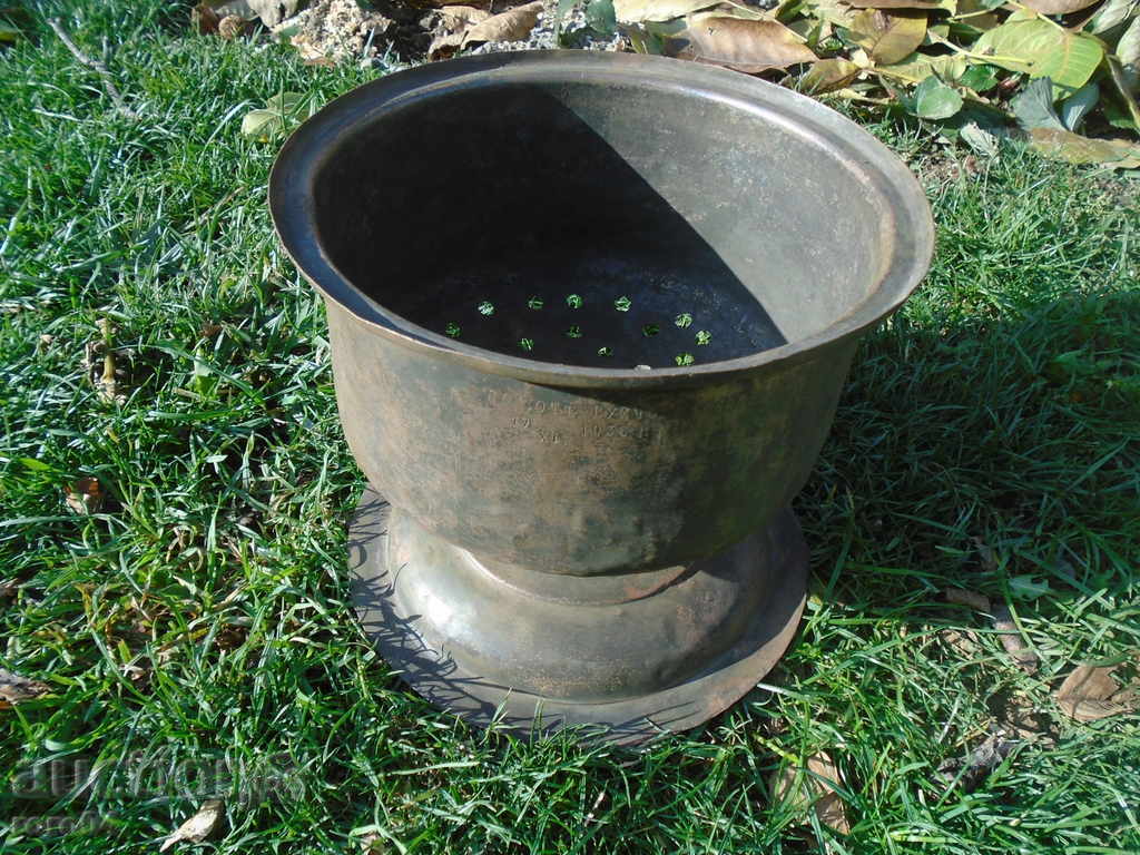 Υπεύθυνοι. OTA θείος και η θεία 17. Χ 0,1936 Δ - 7