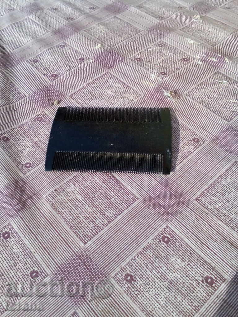 Delivery of Old comb, comb Delivery of Old comb, comb