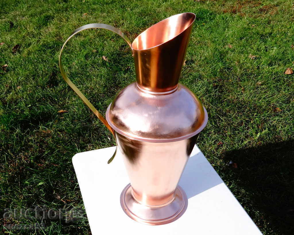 Auction 2.5 kg of Honey, Pure Red Honey Auction 2.5 kg of Honey, Pure Red Honey