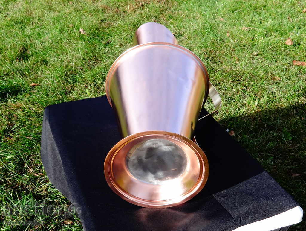 2.5 kg of Honey, Pure Red Honey - 7 2.5 kg of Honey, Pure Red Honey - 7