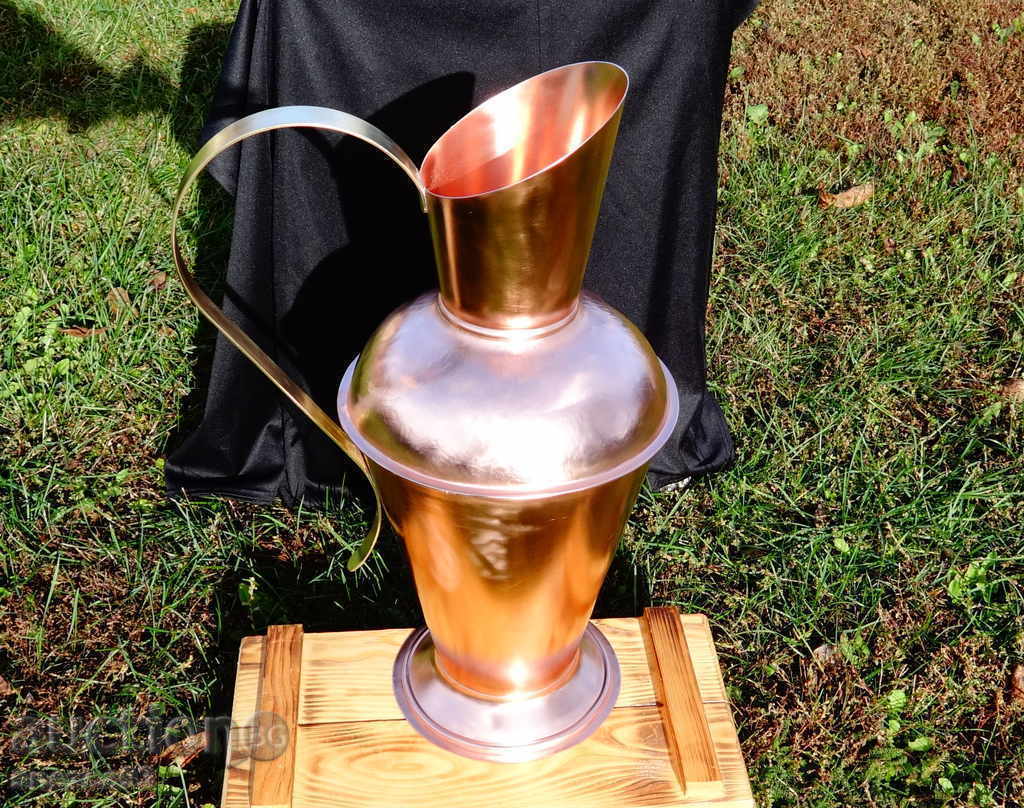 Jet copper and brass 2.5 kg., Copper jug.