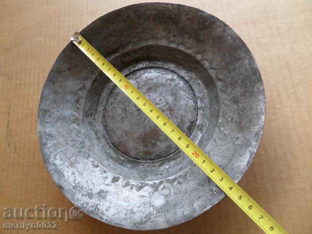 Ancient tin tin, saucer, bowl, tass, copper pot, baker with price 49.00 BGN | € 25.05 Ancient tin tin, saucer, bowl, tass, copper pot, baker with price 49.00 BGN | € 25.05