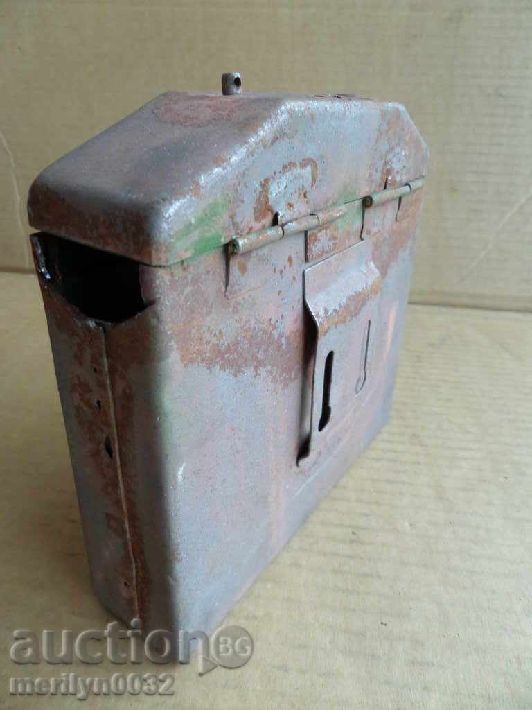 Metal army box for the WW2 battery with price 31.00 BGN | € 15.85 Metal army box for the WW2 battery with price 31.00 BGN | € 15.85