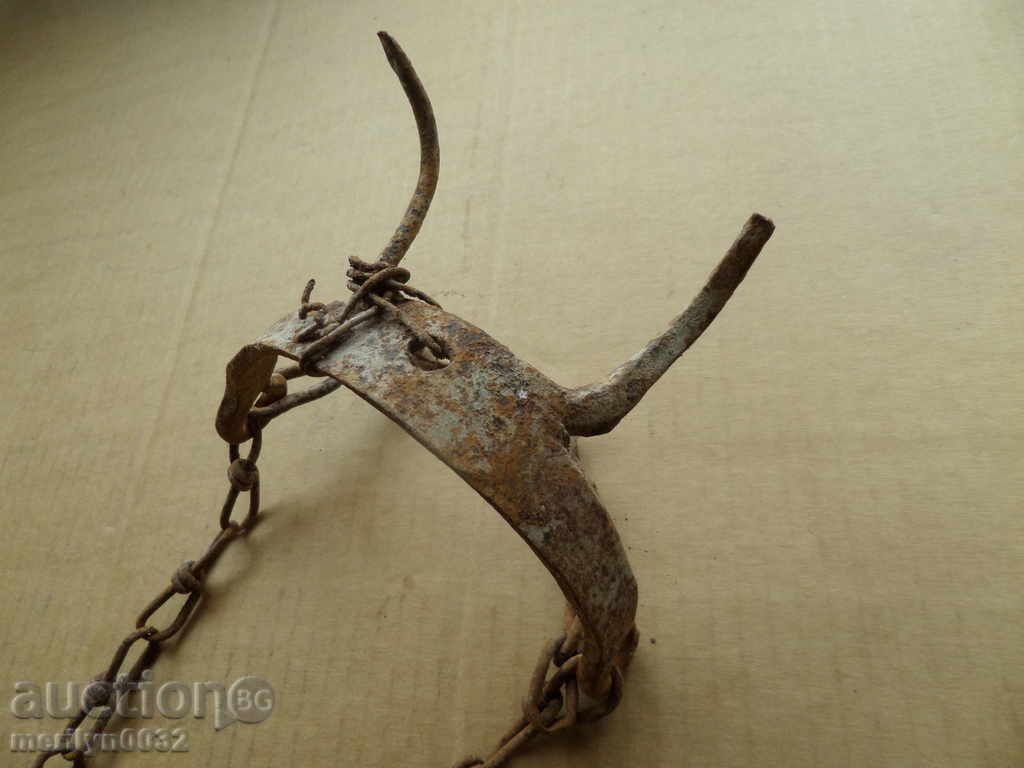 Старинно приспособление за теле малаче магаре бодлар с цена 58.00 лв. | € 29.65 Старинно приспособление за теле малаче магаре бодлар с цена 58.00 лв. | € 29.65