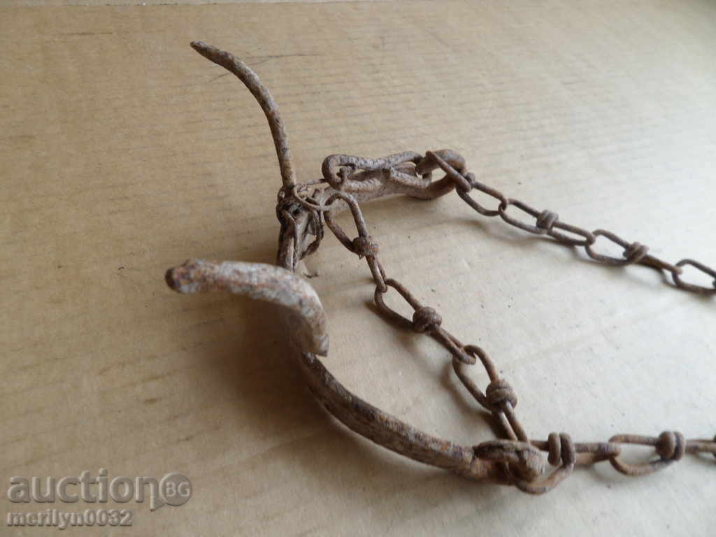 Доставка на Старинно приспособление за теле малаче магаре бодлар Доставка на Старинно приспособление за теле малаче магаре бодлар