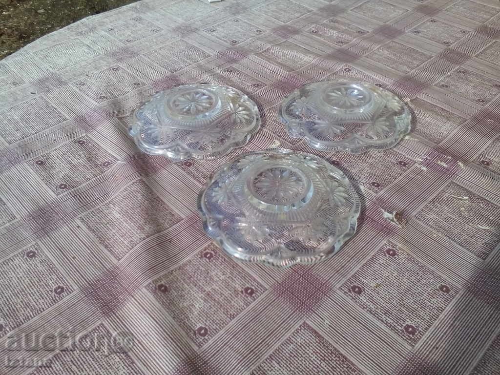 saucer, saucer, plate with price 10.00 BGN | € 5.11 saucer, saucer, plate with price 10.00 BGN | € 5.11