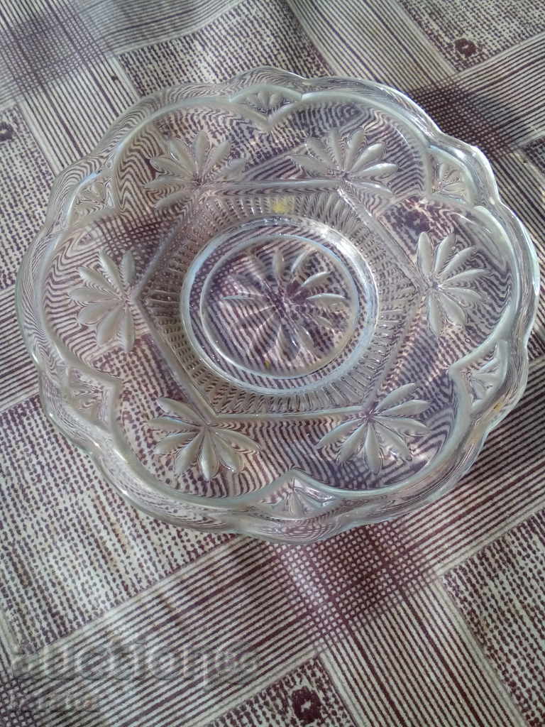 saucer, saucer, plate - 5 saucer, saucer, plate - 5