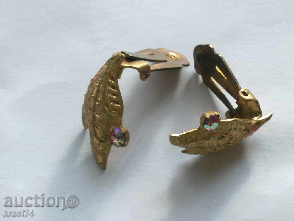 Auction Old gilt earrings Auction Old gilt earrings
