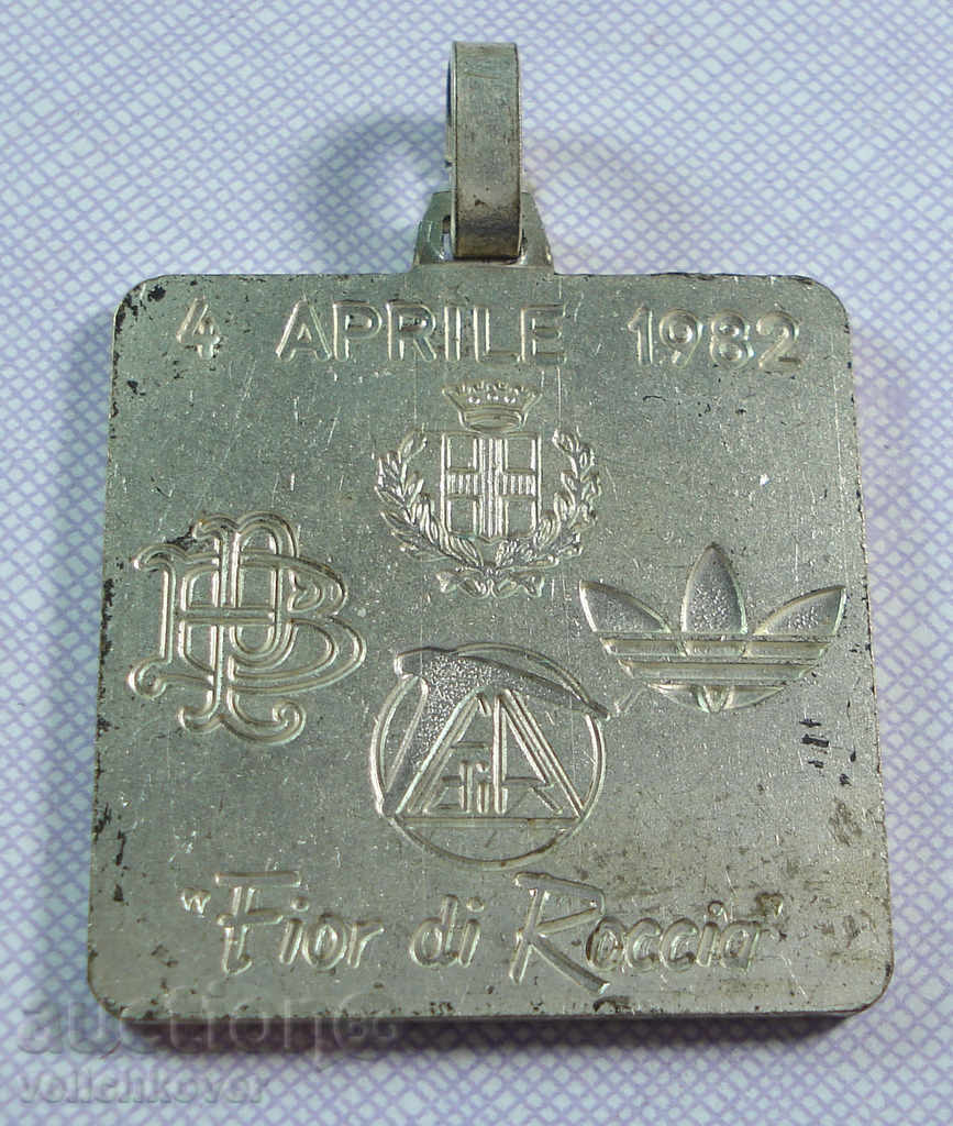 17024 Ιταλία σημάδι συμμετέχοντες στο μαραθώνιο του Μιλάνου το 1982. με τιμή 2.00 BGN | € 1.02 17024 Ιταλία σημάδι συμμετέχοντες στο μαραθώνιο του Μιλάνου το 1982. με τιμή 2.00 BGN | € 1.02