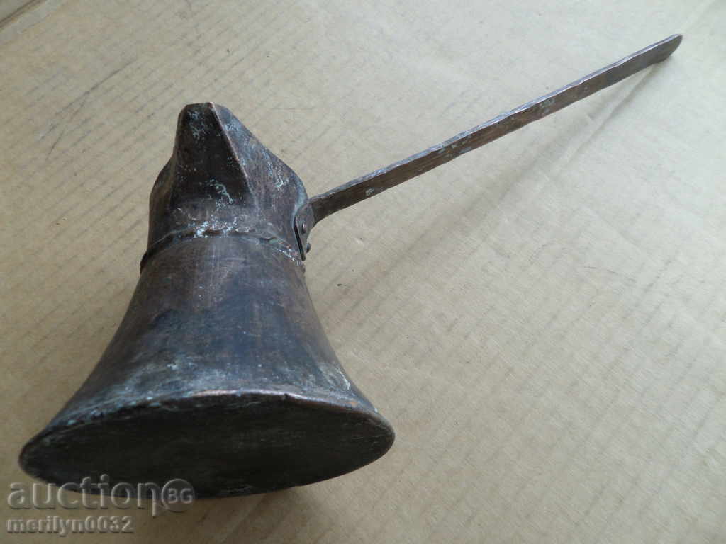 Auction Ancient copper jets Auction Ancient copper jets