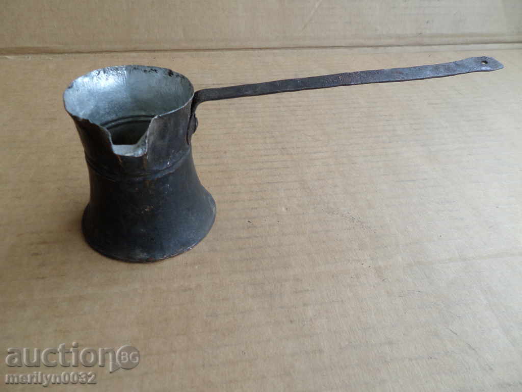 An old copper jade coffee beaker copper pot