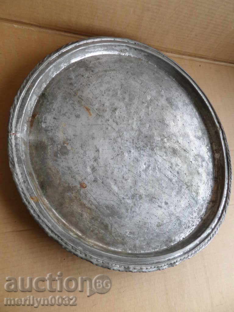 Auction  Tin, tray, baker, copper pot, tray