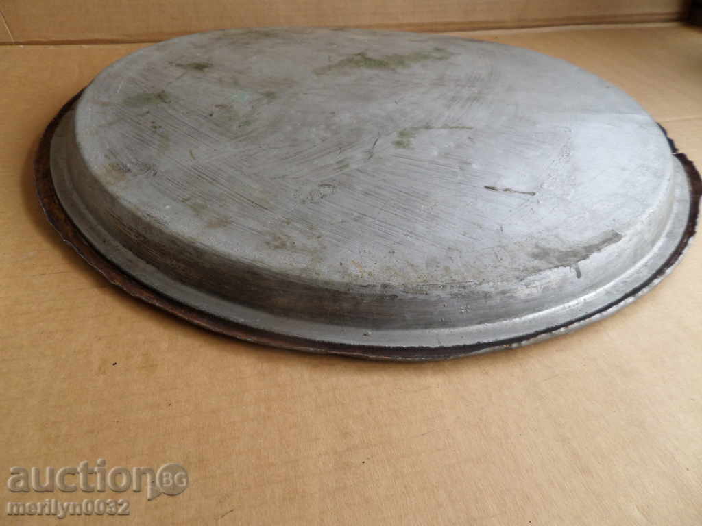 Delivery of Tin, tray, baker, copper pot, tray