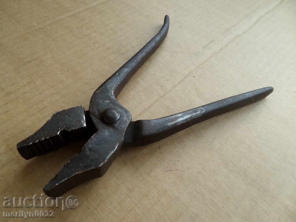 Old army pliers of a gunner - 5 Old army pliers of a gunner - 5