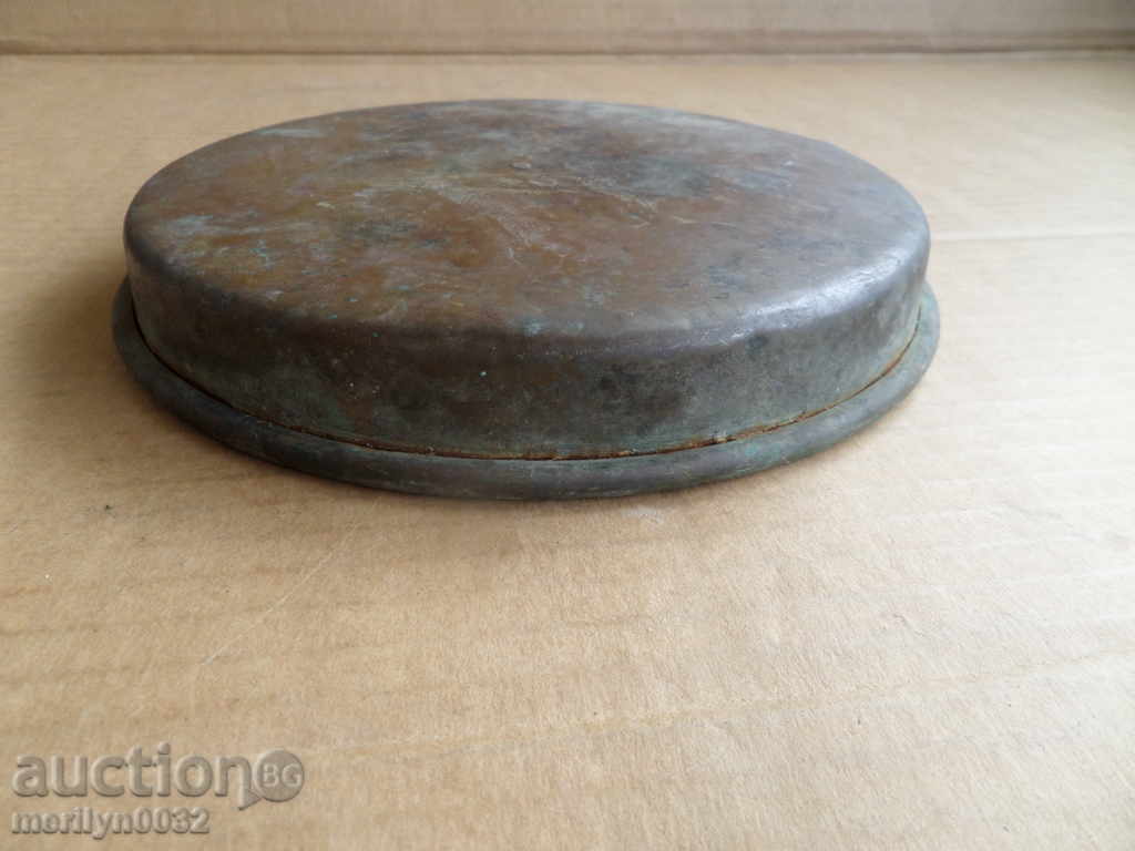 Old brass plate of scales pallet scales seals 1924 year with price 39.00 BGN | € 19.94 Old brass plate of scales pallet scales seals 1924 year with price 39.00 BGN | € 19.94