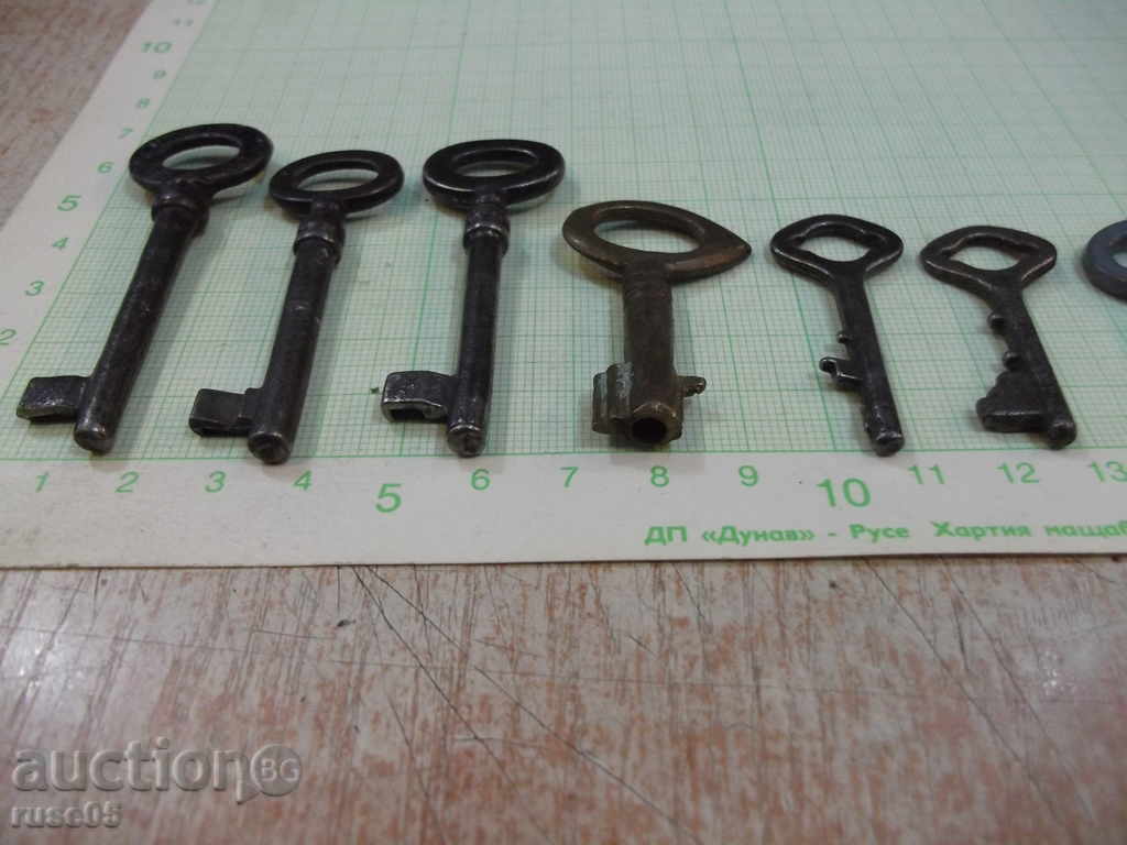 Livrarea Lot de 13 buc. întrerupătoare vechi pentru încuietori Livrarea Lot de 13 buc. întrerupătoare vechi pentru încuietori