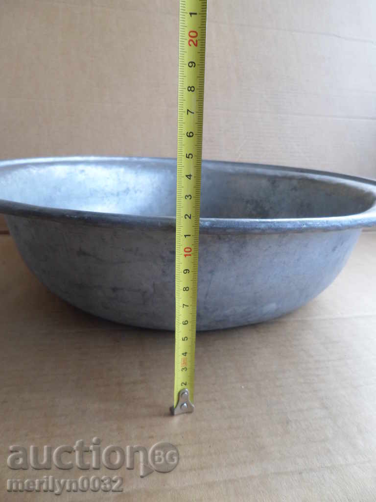 Auction  Old Bakery Bowl, Baker, Copper Bowl, Trough