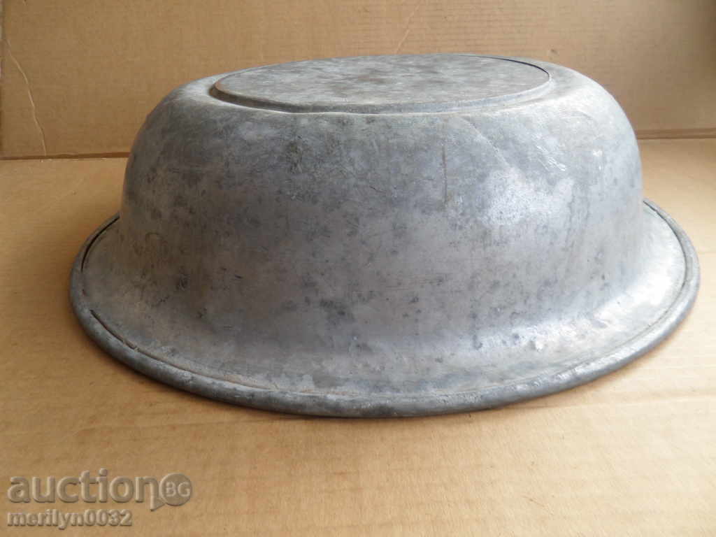 Delivery of Old Bakery Bowl, Baker, Copper Bowl, Trough