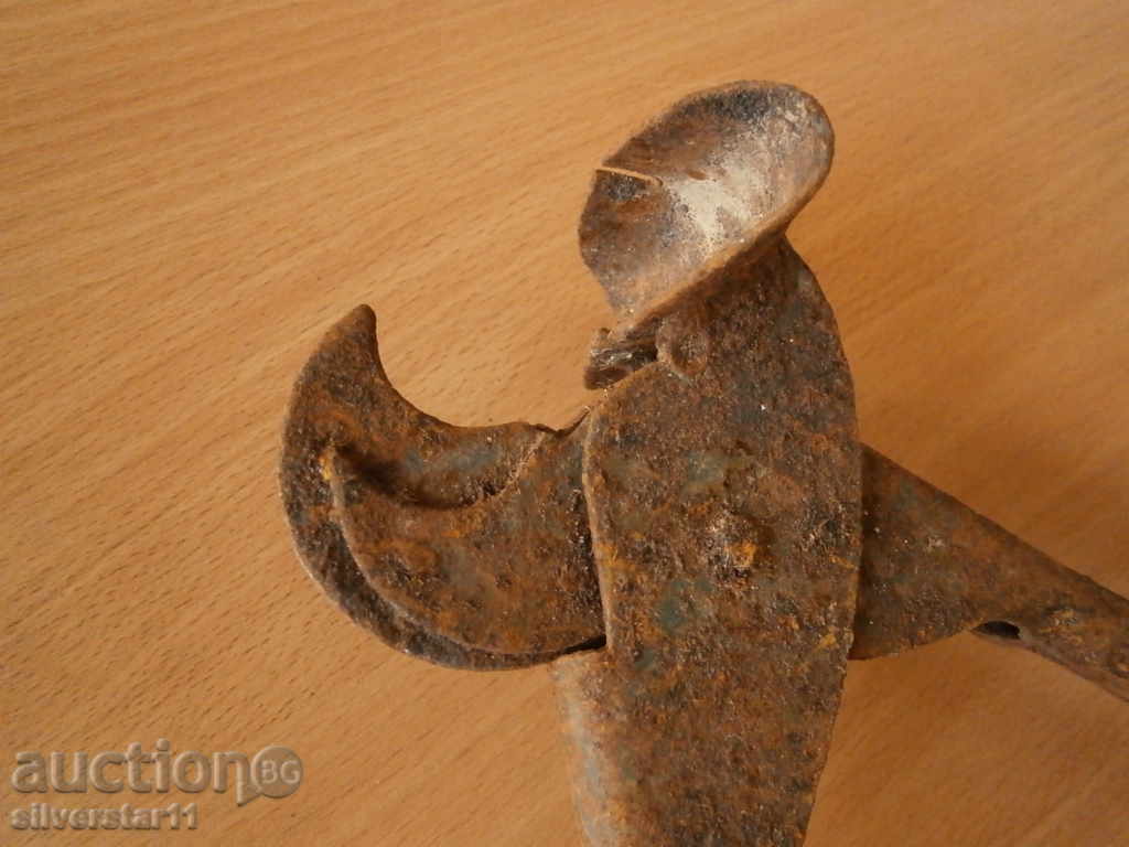 Auction  Old Pliers Master Tool