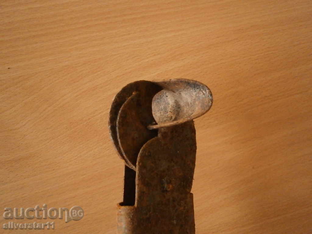 Old Pliers Master Tool - 6