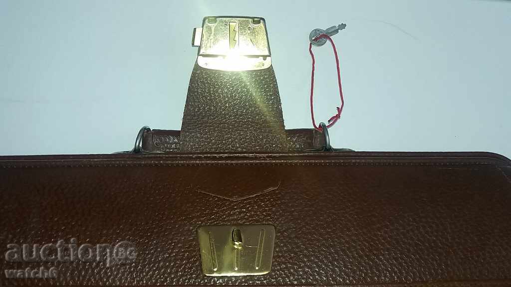 Delivery of Very nice old bag Delivery of Very nice old bag