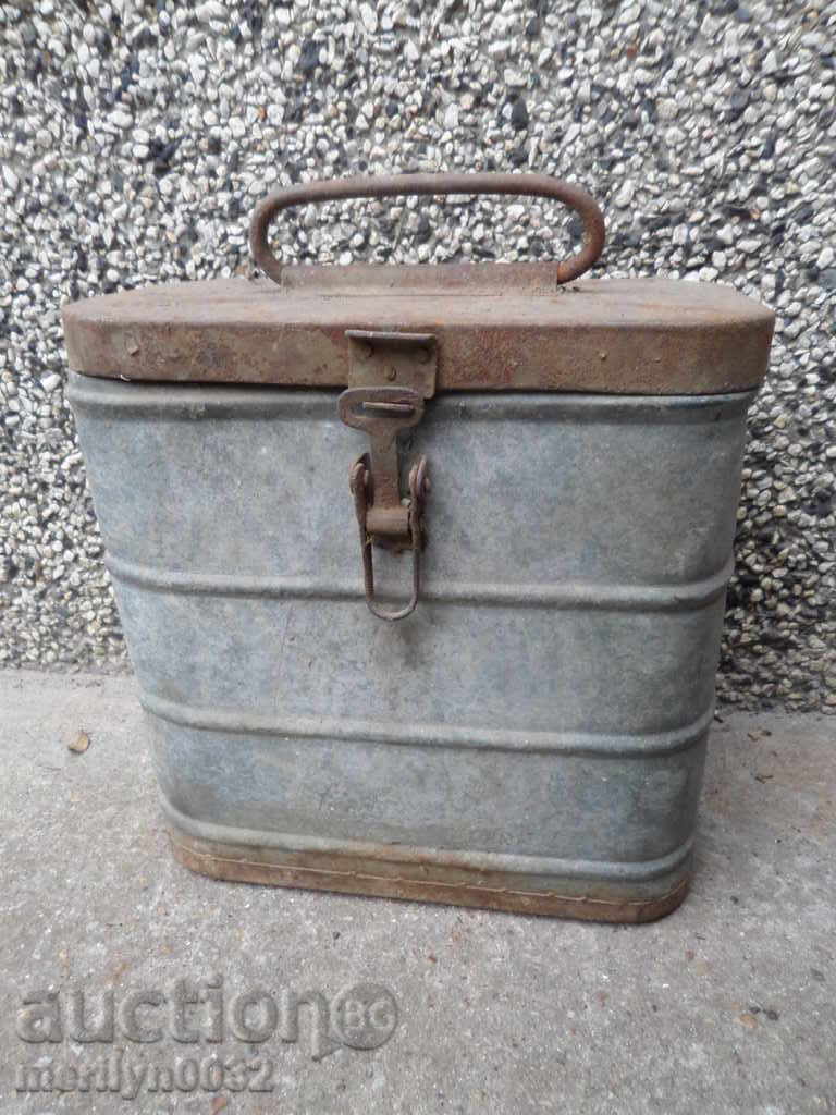 Армейска метална кутия Втора световна война сандъче WW2
